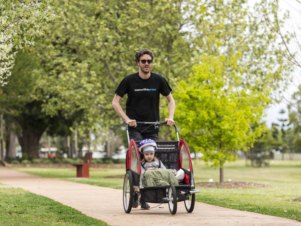 Roland Fearnley running with daughter Eleanor Fearnley at the Man with a Pram event on Father's Day, Sunday, September 5, 2021. Picture: Kevin Farmer