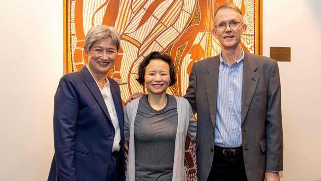 Cheng with Foreign Minister Penny Wong and ambassador Graham Fletcher at Melbourne Airport, October 11, 2023. Picture: DFAT