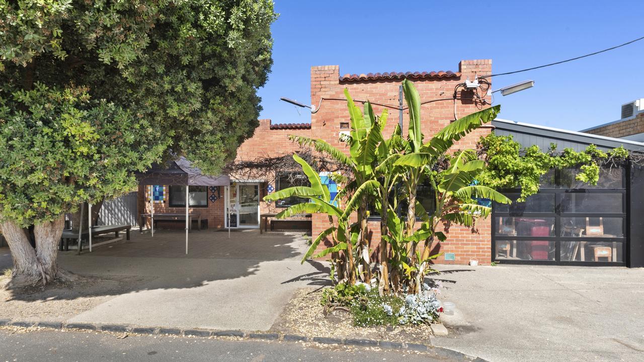 The Starfish Bakery business and freehold is for sale at 78 Hitchcock Ave, Barwon Heads.