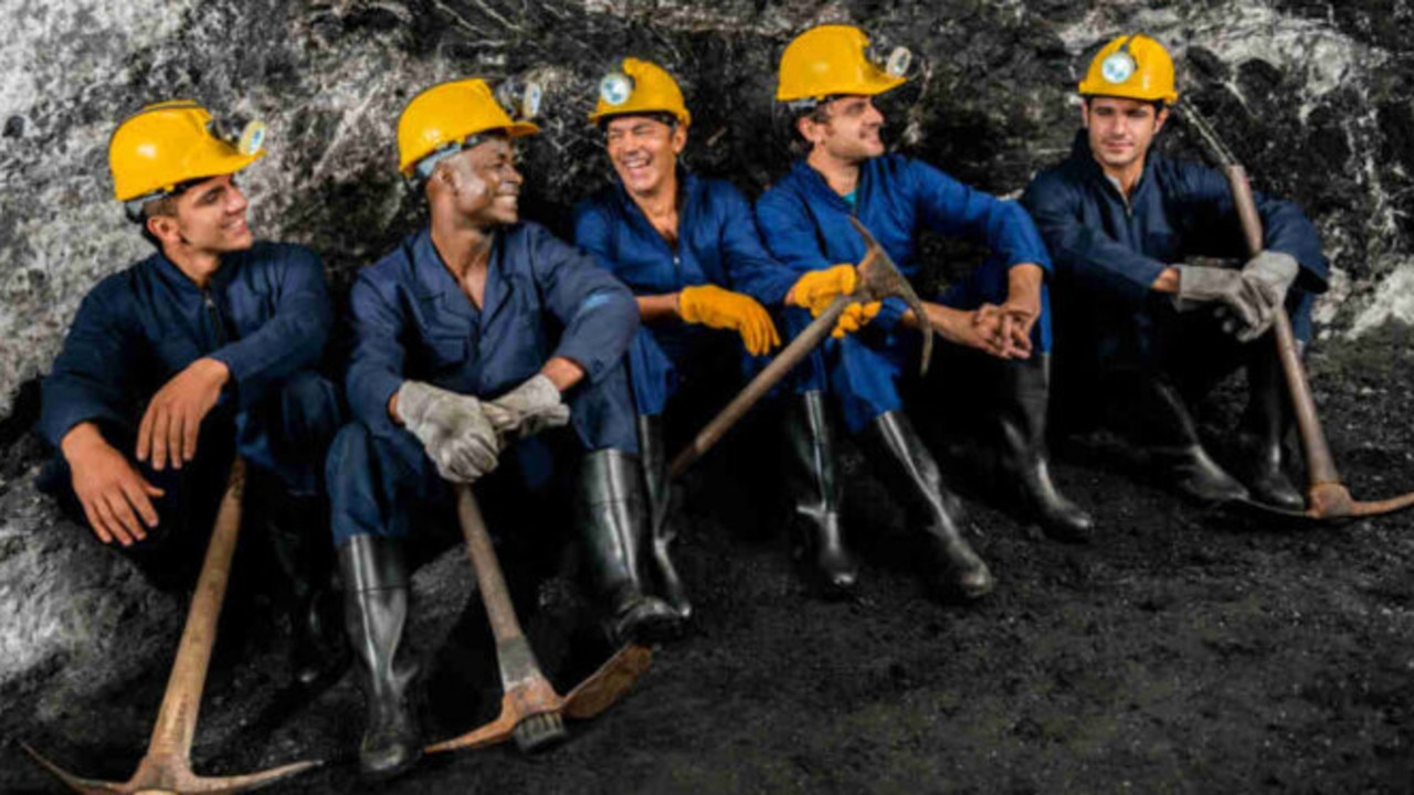 Why brokers dig these mining industry stocks