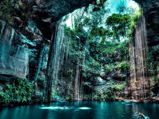 MAJESTIC: A cenotes in Mexico.