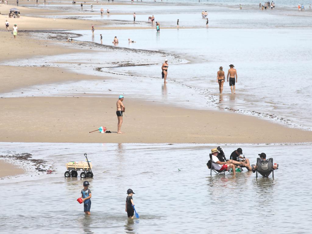 Henley and Grange beaches. Picture :AAP Image/Dean Martin