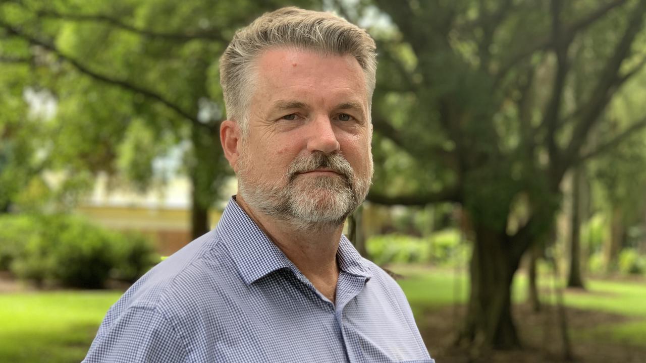 Liberal Democrats Capricornia candidate Steve Murphy has been suspended from his job as a teacher for refusing to get vaccinated.