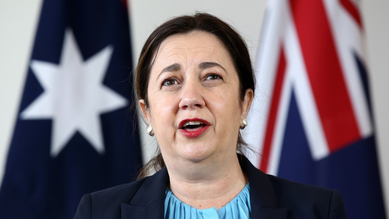 Palaszczuk praises Scott Morrison over slashing international arrival caps