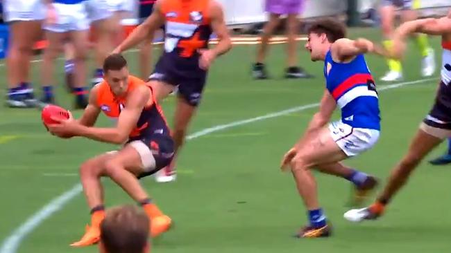 The moment Liberatore hurt his knee. Picture: Fox Footy