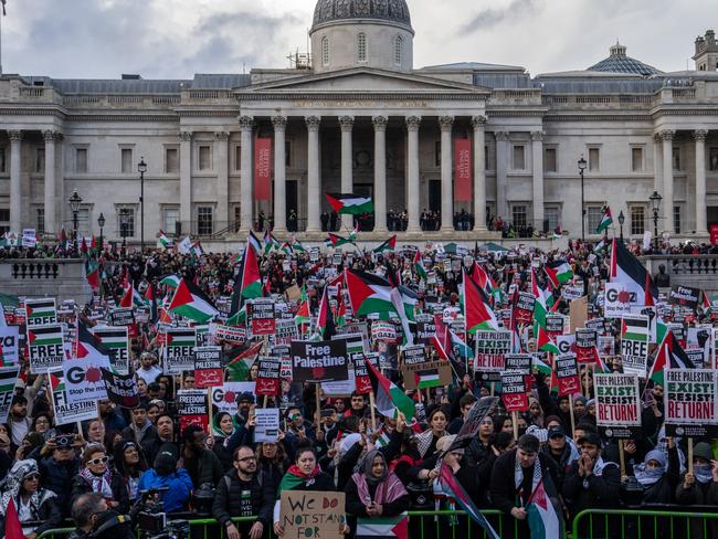 LONDON, ENGLAND - NOVEMBER 4: People protest in support of Gaza on November 4, 2023 in London, United Kingdom. The action is being held to call for a ceasefire in the Hamas-Israel conflict. (Photo by Carl Court/Getty Images)