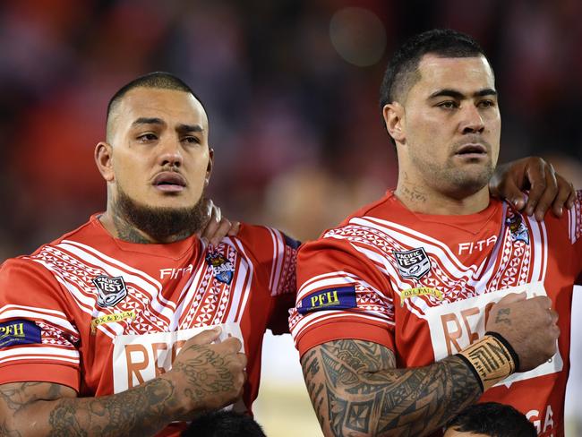 Andrew Fifita (R) played a role in luring his former Tonga teammate Fonua-Blake (C) to the Sharks.