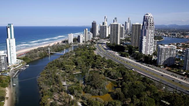 The view from the Inlet, Level 33 and 34, 24 Breaker St, Main Beach. Surfers Paradise Skyline, Main Beach and Macintosh Island Park. Photo: Jerad Williams