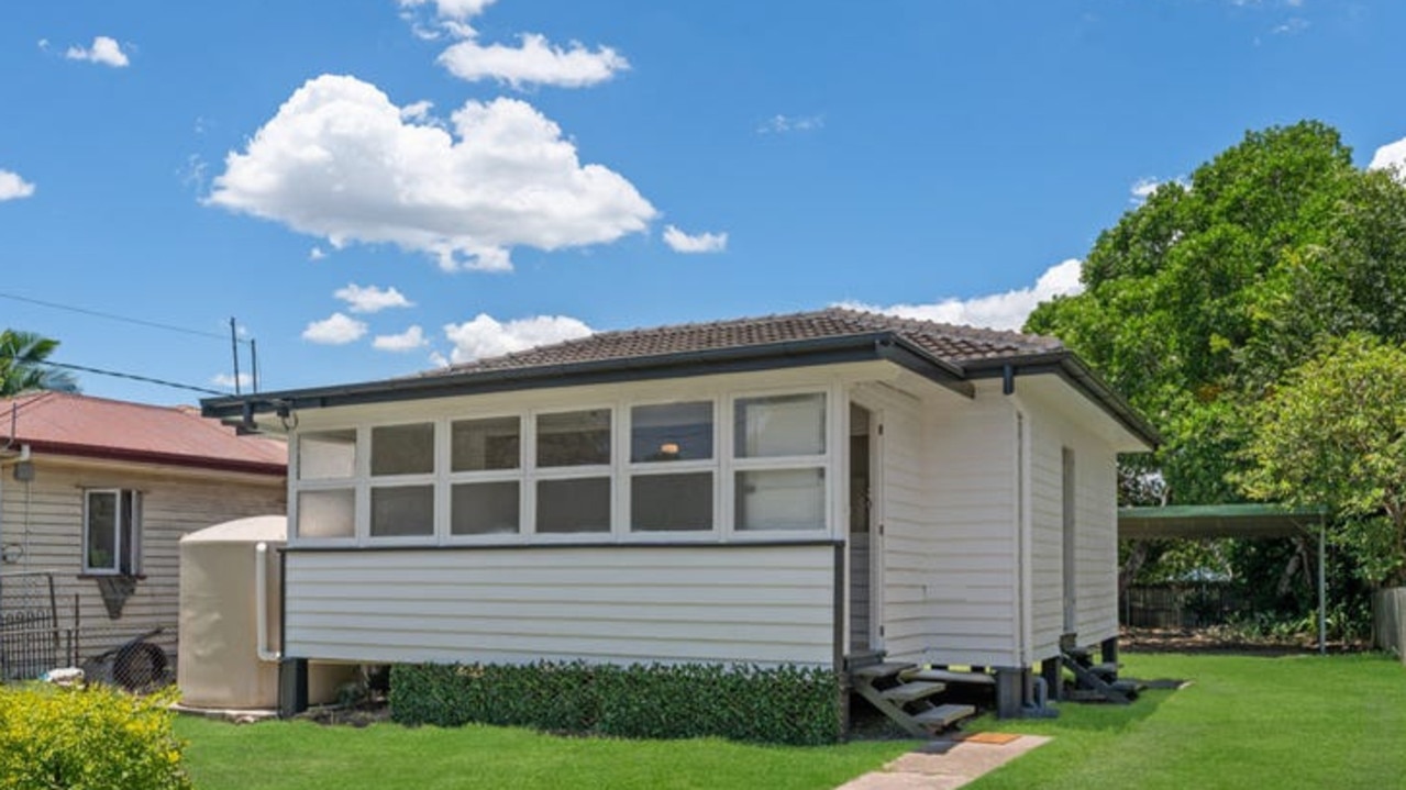 This home at 20 Old Logan Rd, Gailes is on the market for offers above $599,000