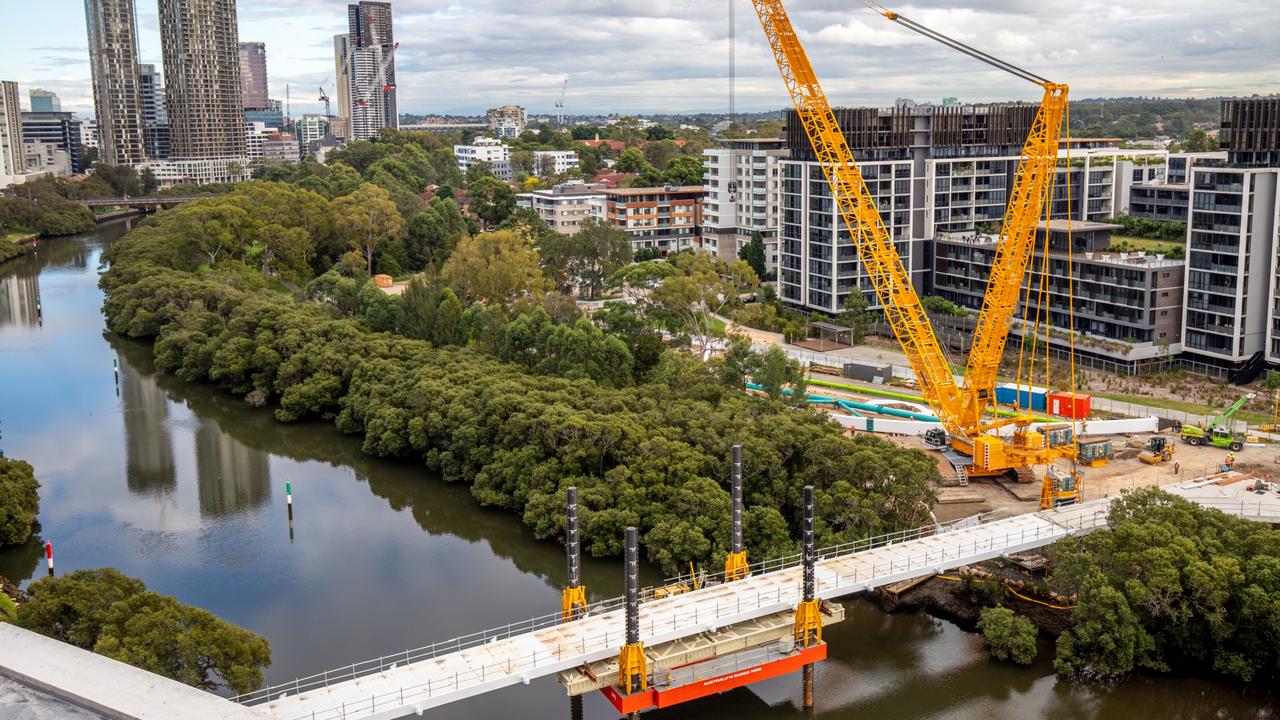 The bridge just before the arch was assembled into place.