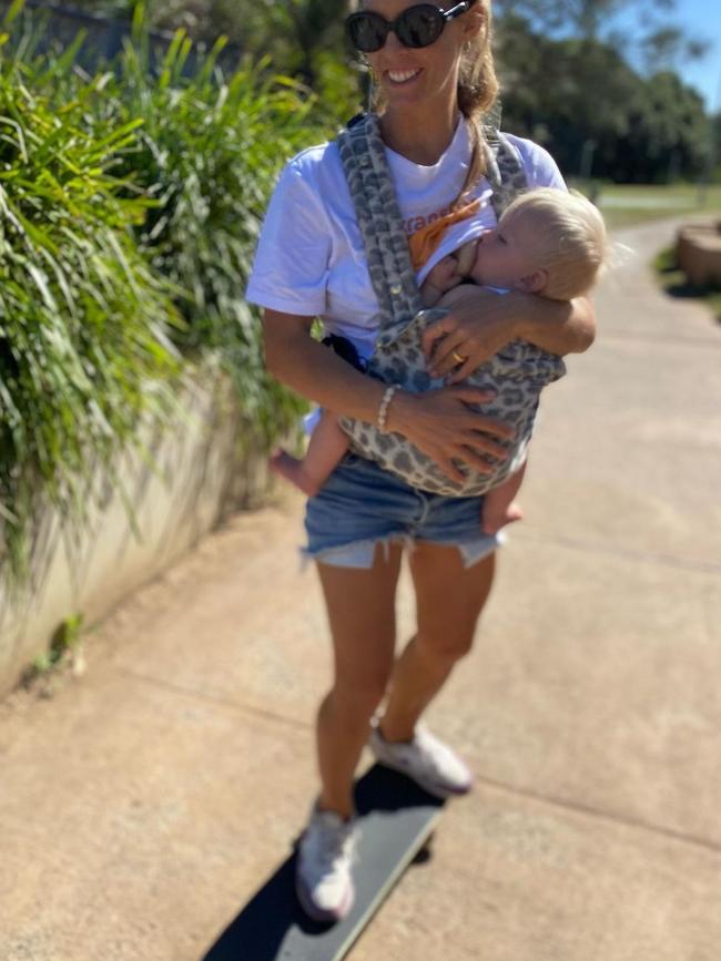 Torah Bright breastfeeds while skateboarding. Picture: Instagram