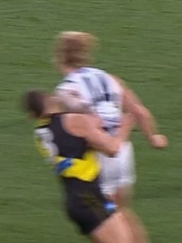 Tom Stewart connects with Dion Prestia.
