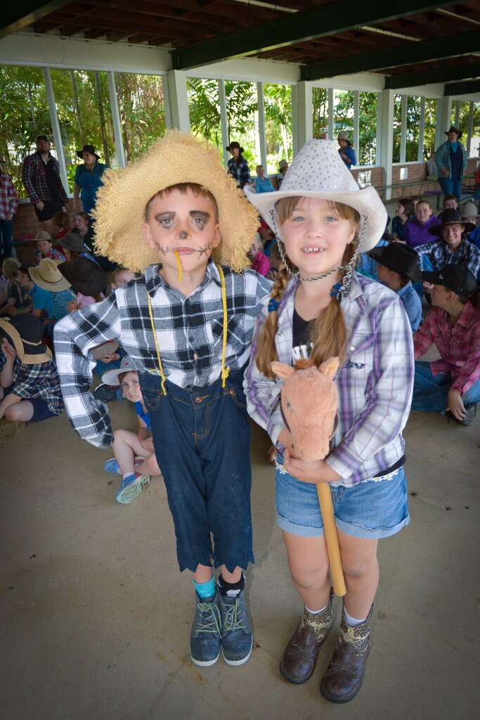 Josh Lucke and Chloe Draper won best dressed.PIE IN THE FACE - Mt Larcom State School raises money for drought relief. Picture: Mike Richards GLA140918PIEF