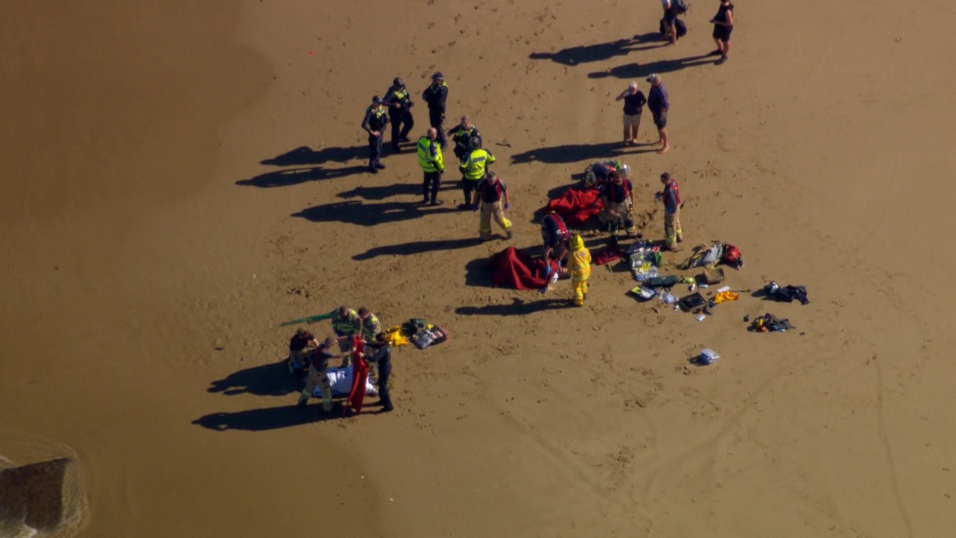 Today's News Headlines: Chopper crashes off Point Lonsdale, Vic