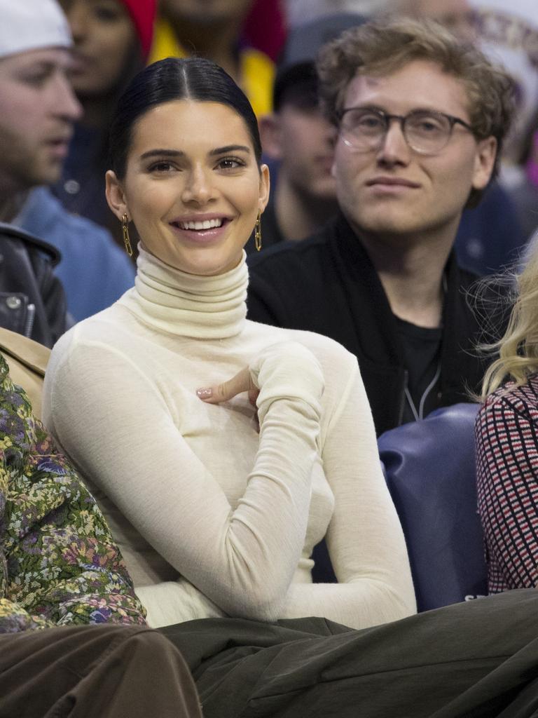 Kendall Jenner with Ben Simmons at Alfred Coffee December 31, 2018 – Star  Style