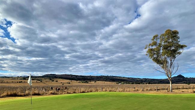 A plane has crashed at Boonah Gold Club. Picture @seqgolfcoursephotos