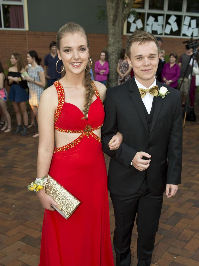 Toowoomba school formal photos: The Glennie School, Fairholme College ...