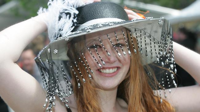 Fashion at the geelong Cup 2006 Rebecca cott of hamlyn heights
