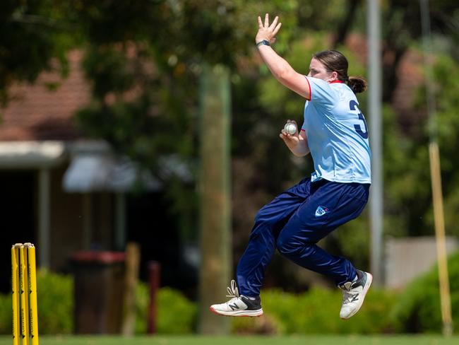 Fast bowler Ella Briscoe unleashes for NSW. Supplied: Cricket NSW