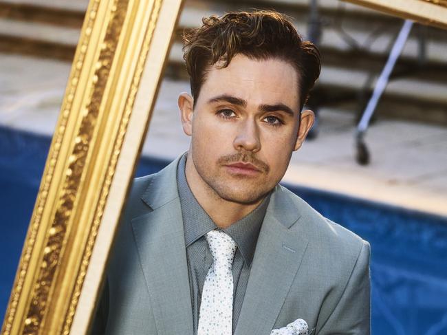 Stranger Things actor Dacre Montgomery is moving ahead with his directorial debut on a film titled The Engagement Party.