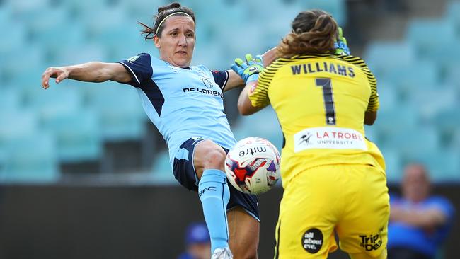 Sydney’s Lisa De Vanna is one of the stars of the W-League. (Photo by Mark Kolbe/Getty Images)