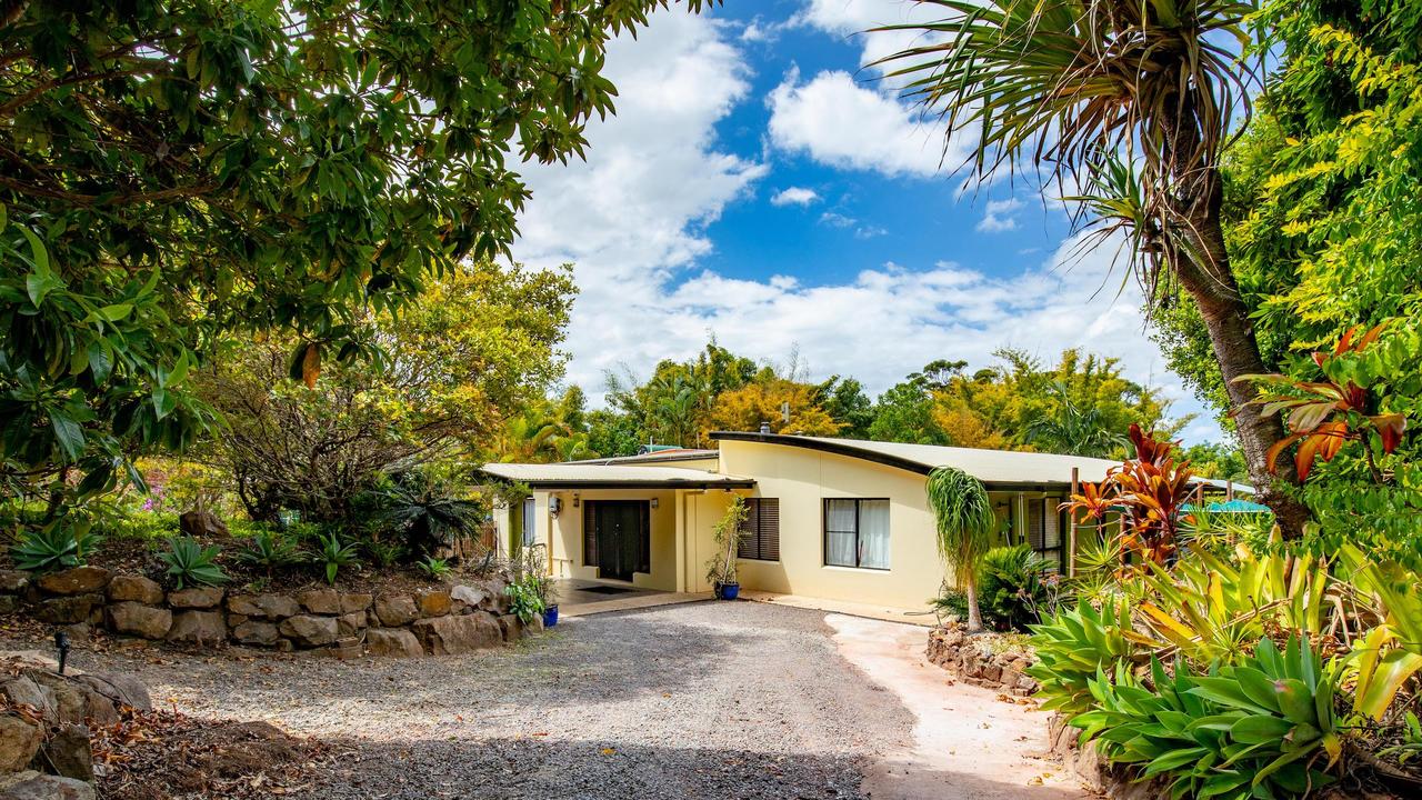 Clive Palmer favourite to buy Sunshine Coast nudist resort The Courier Mail