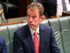 Labor's 'failures just mount and mount' on handling of immigration detainees, says Tehan