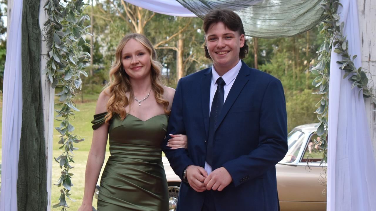 Aurora Dray and Zac Jenkins at the Gympie State High School Formal 2022.