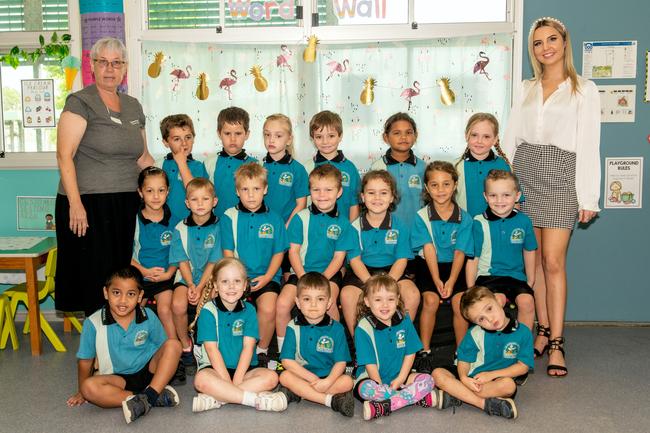 Beaconsfield State School 2022 Prep class. Teacher Aide: Mrs Blomfield. Class Teacher: Miss Manuel. (L-R) Back row: Isaac, Jaxson, Amelia, Brax, Peyton, Chloe; middle row: Amina, Curtis, Leonardo, Eddie, Isabella, Alynta, Darius; front row: Ioane, Dakota, Theo, Aurora-Lee Faylene, Riley. Picture: Michaela Harlow MKY2022PREP