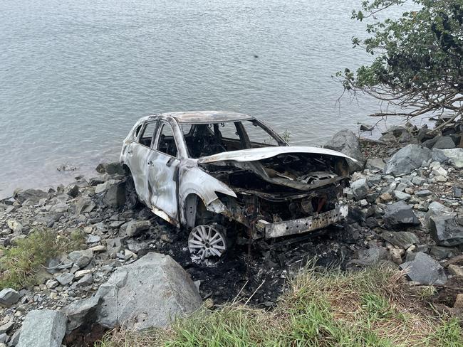 Stolen car torched by the banks of Qld river