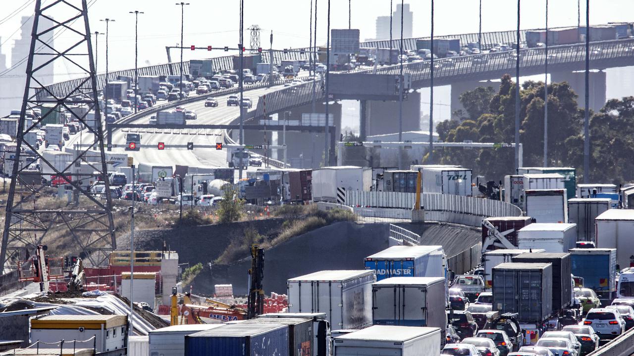 westgate-freeway-delays-expected-while-roadworks-take-place-in-january