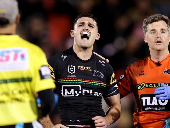 PENRITH, AUSTRALIA - AUGUST 15: Nathan Cleary of the Panthers reacts after taking a knock to his shoulder during the round 24 NRL match between Penrith Panthers and Melbourne Storm at BlueBet Stadium, on August 15, 2024, in Penrith, Australia. (Photo by Brendon Thorne/Getty Images)