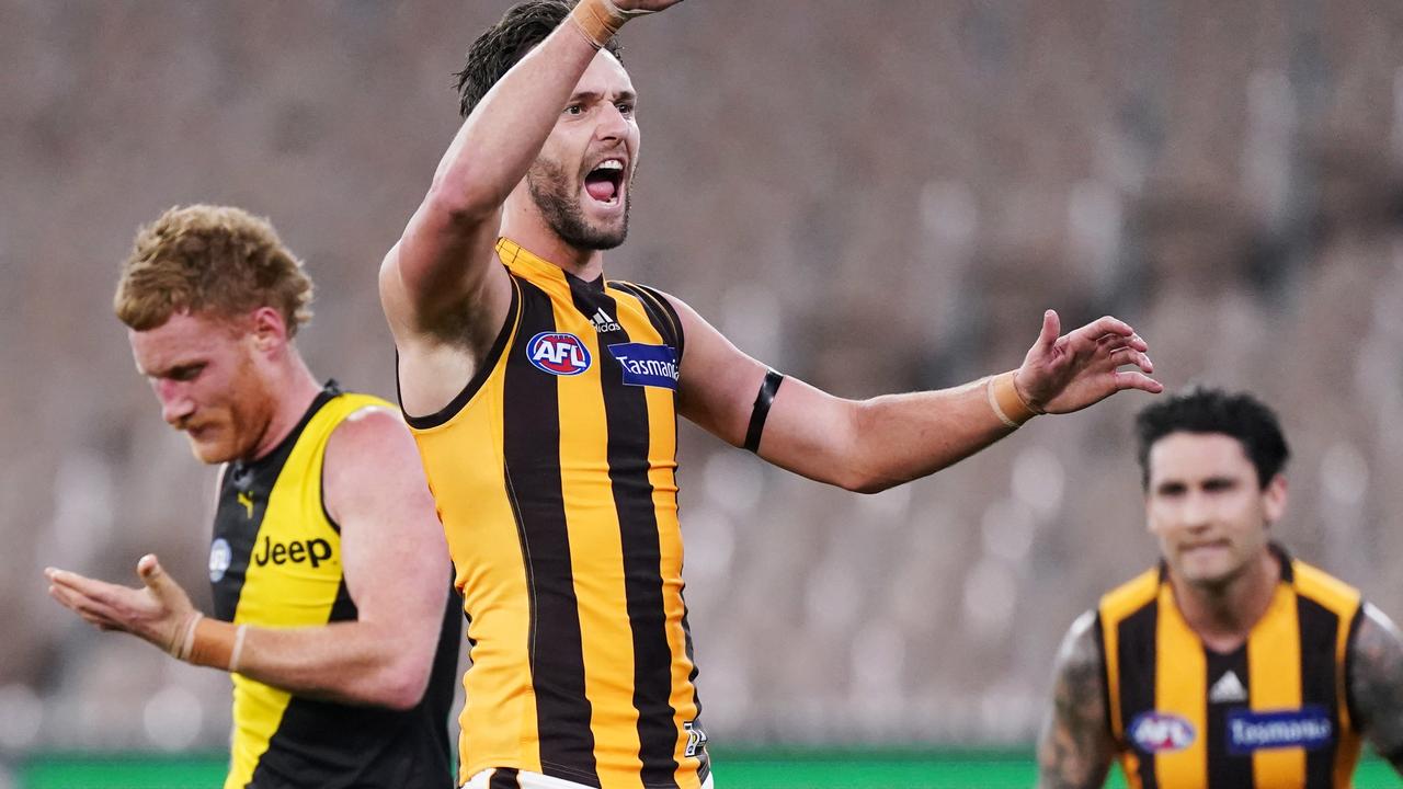 The Tigers were blown away in the first quarter by the Hawks (AAP Image/Michael Dodge).