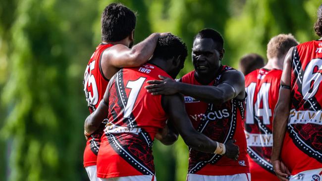 Tiwi Bombers against PINT in a draw in Round 11. Picture: Patch Clapp / AFLNT Media.