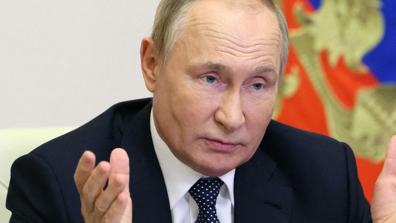 Vladimir Putin unlikely to cut losses and retreat from Ukraine war ...