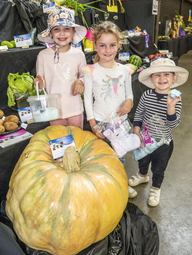 Maya Roberts celebrated her birthday with her siblings Matilda and Jack Roberts on day 3 of the Toowoomba Royal Show. Sunday, March 27, 2022. Picture: Nev Madsen.