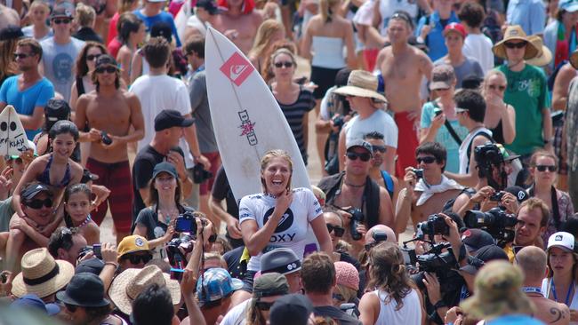 Stephanie Gilmore is chasing her sixth Roxy Pro crown.