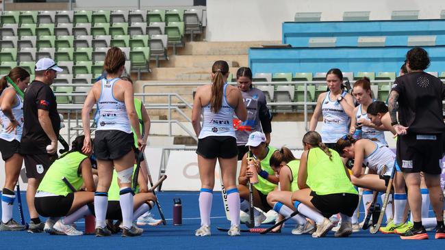 The Territory Stingers women in training ahead of their first MHL match.