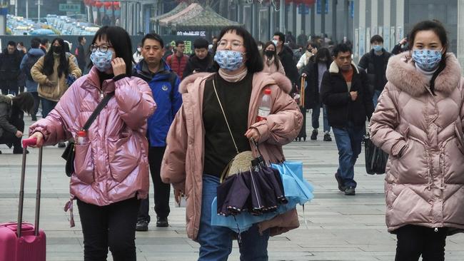 Commuters in China's Hubei province are at the centre of a SARS-like virus outbreak.