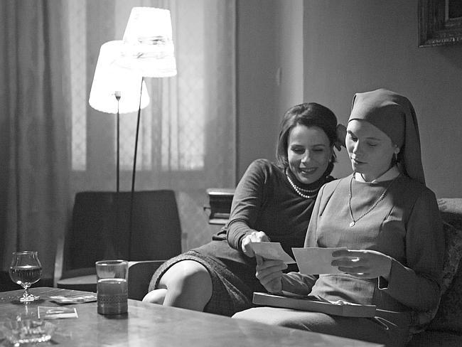 Agata Kulesza and Agata Trzebuchowska in a scene from Ida.