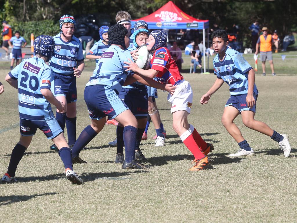 GCDRU juniors. Helensvale Hogs vs. Bond Pirates U 12's. 14 July 2024 Miami Picture by Richard Gosling