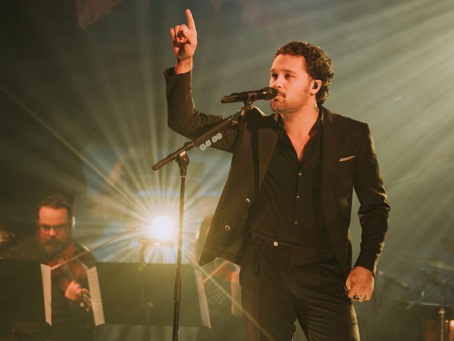 Gang Of Youths frontman Dave Le'aupepe commands the stage at MTV Unplugged Melbourne. Picture: JAY WENNINGTON.