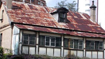 Lennox House at Campbell St borders the tower slated for the Great Western Highway.