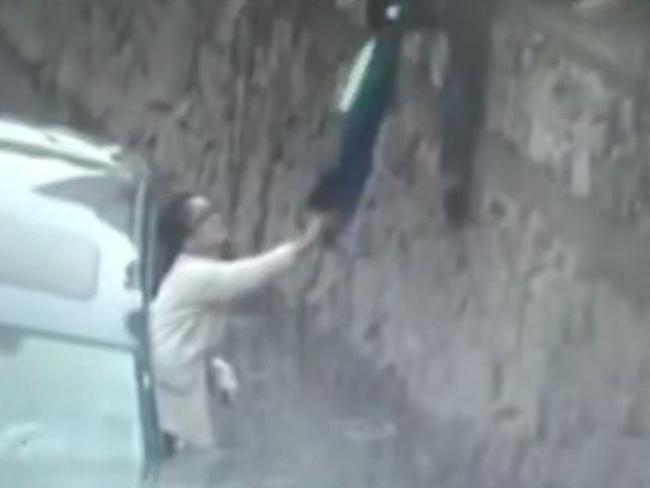 Car swerves into a river in China. Screenshot YouTube from Euronews.