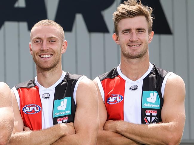 Defenders Callum Wilkie and Dougal Howard have called out their midfield. Picture: Getty Images