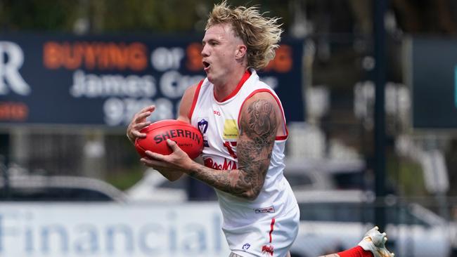 Jared Crosbie in action for Northern Bullants. Picture: Valeriu Campan