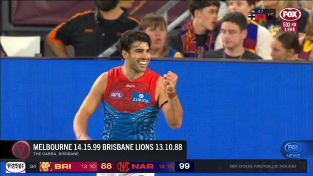 Dees STUN reigning premiers at the Gabba