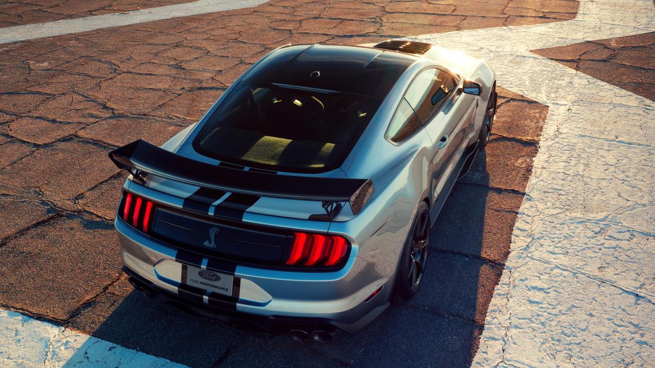 A larger wing provides extra downforce for the GT500.