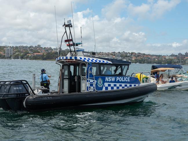 SYDNEY, AUSTRALIA - NewsWire Photos December 31st 2022:NSW Police Marine Area Command on Sydney Harbour doing random breath tests and safety checks with revellers on NYE. Picture: NCA NewsWire / Brendan Read