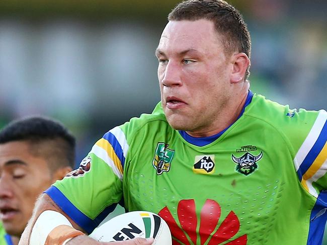 CANBERRA, AUSTRALIA - MAY 05:  Shannon Boyd of the Raiders makes a line break during the round nine NRL match between the Canberra Raiders and the Gold Coast Titans at GIO Stadium on May 5, 2018 in Canberra, Australia.  (Photo by Mark Nolan/Getty Images)